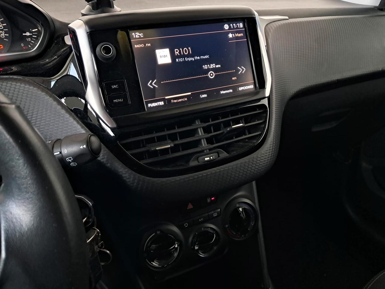 Peugeot 2008 PureTech 82 S&S Active