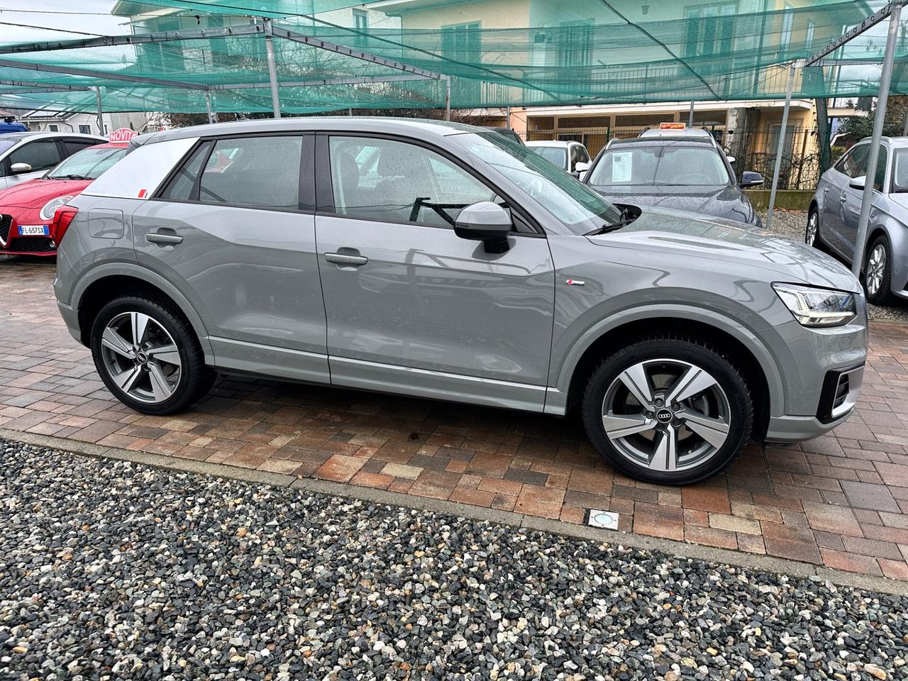 Audi Q2 35 TDI S tronic Identity Black