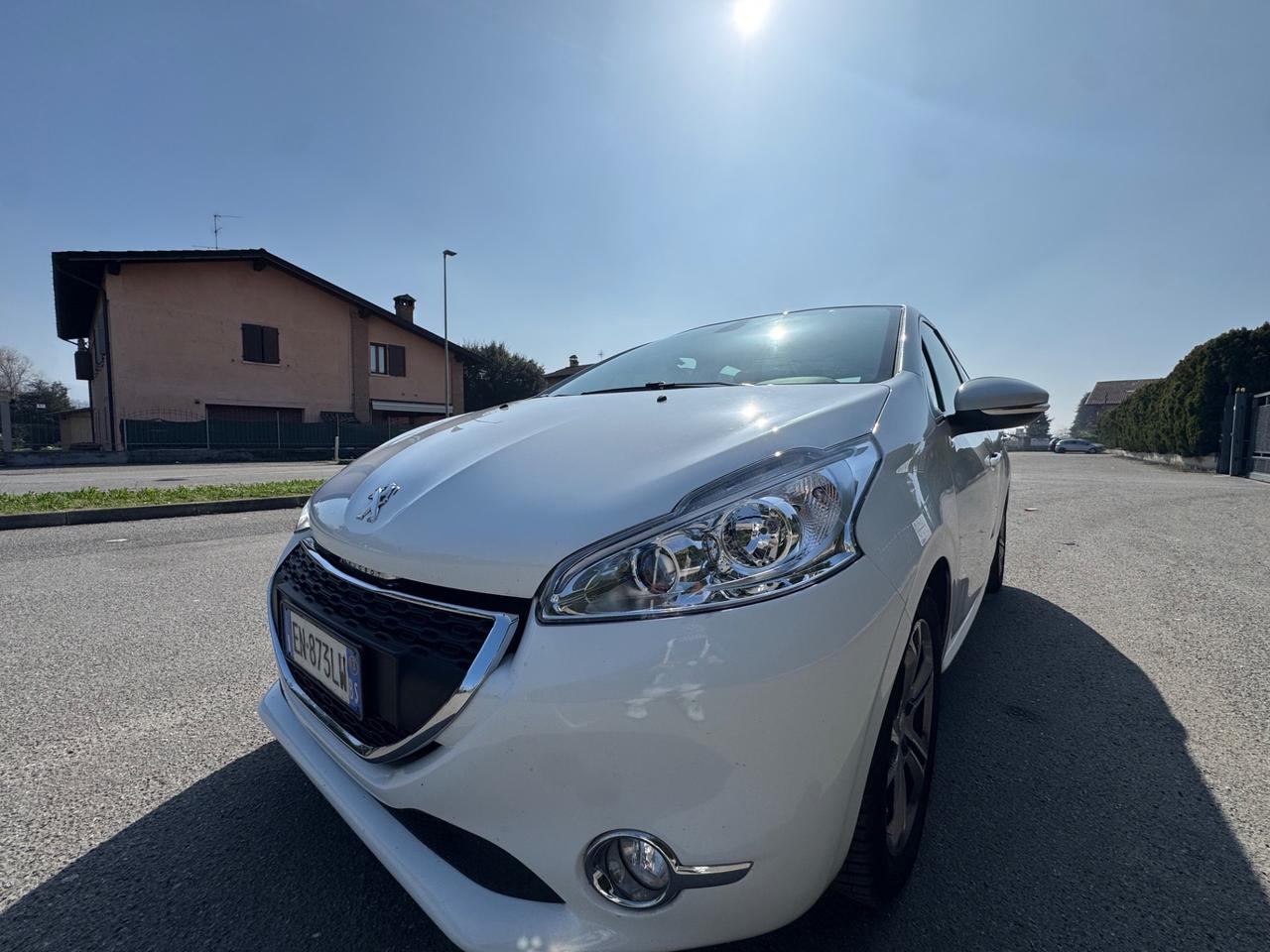 Peugeot 208 1.4 HDi 68 CV 5 porte Active