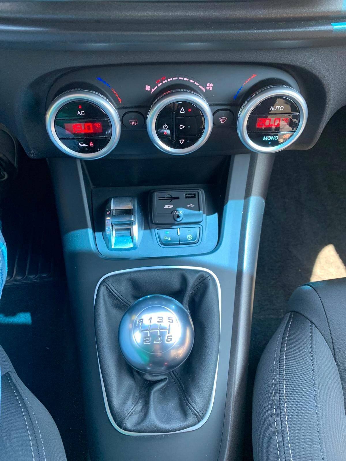 Alfa Romeo Giulietta 1.6 JTDm-2 120 CV Distinctive