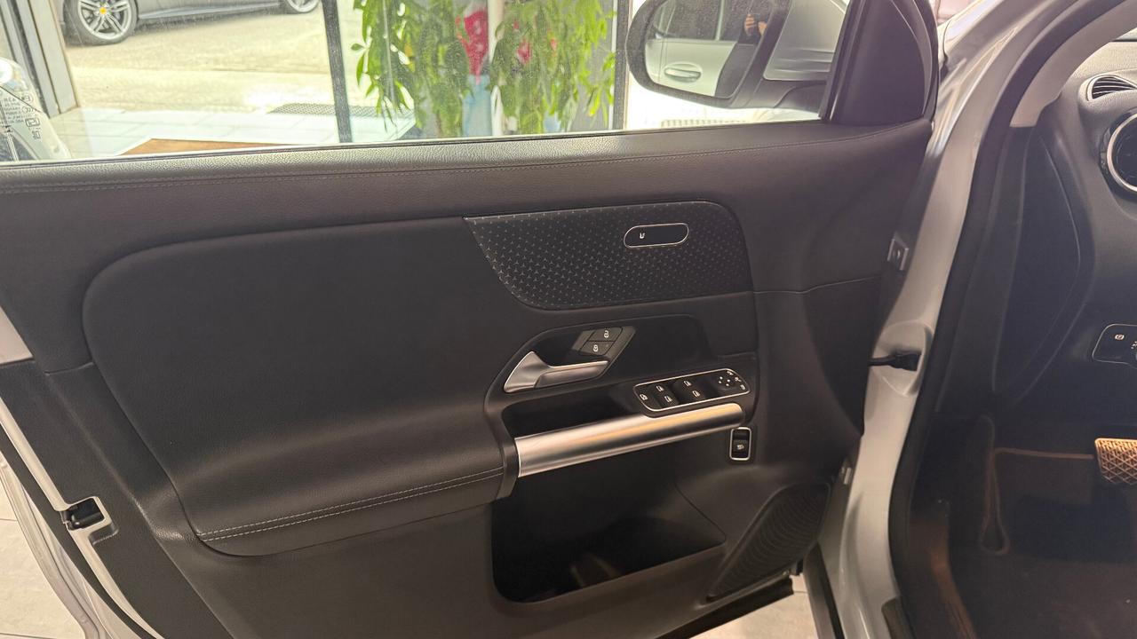 Mercedes-benz GLA 200 d RESTYLING