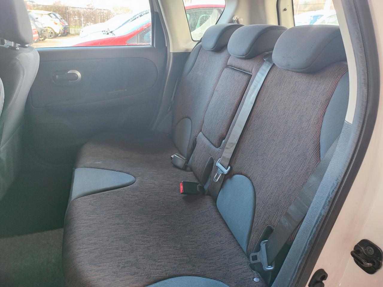 Nissan Note 1.5 dCi 90CV Tekna