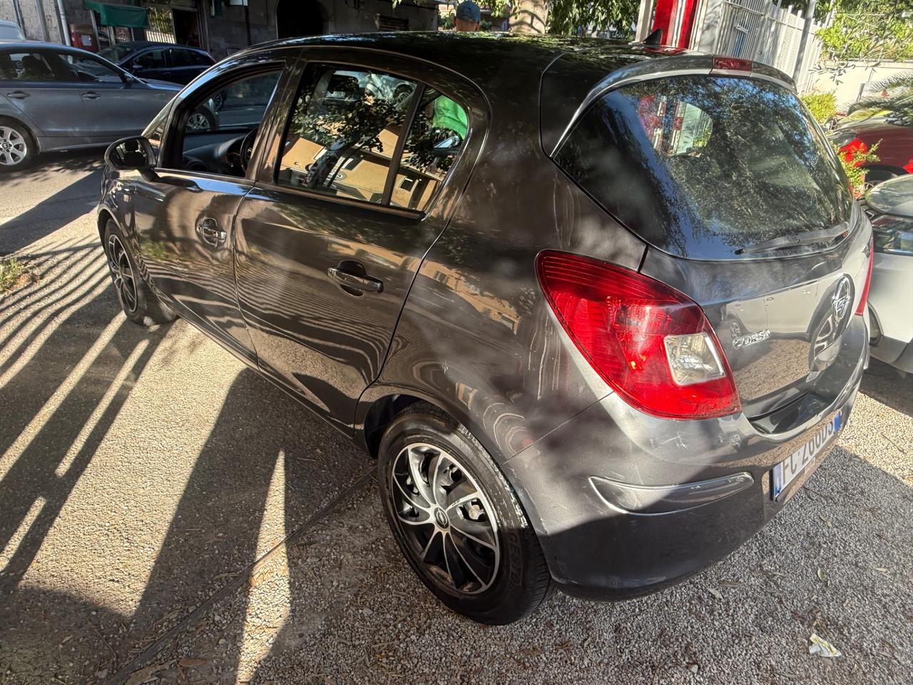 Opel Corsa 1.2 5 porte Elective