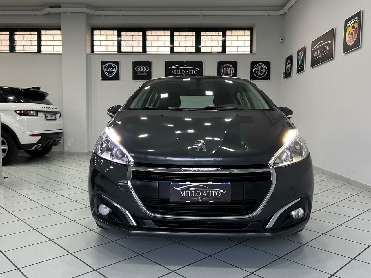 Peugeot 208 BlueHDi 75 5 porte Allure