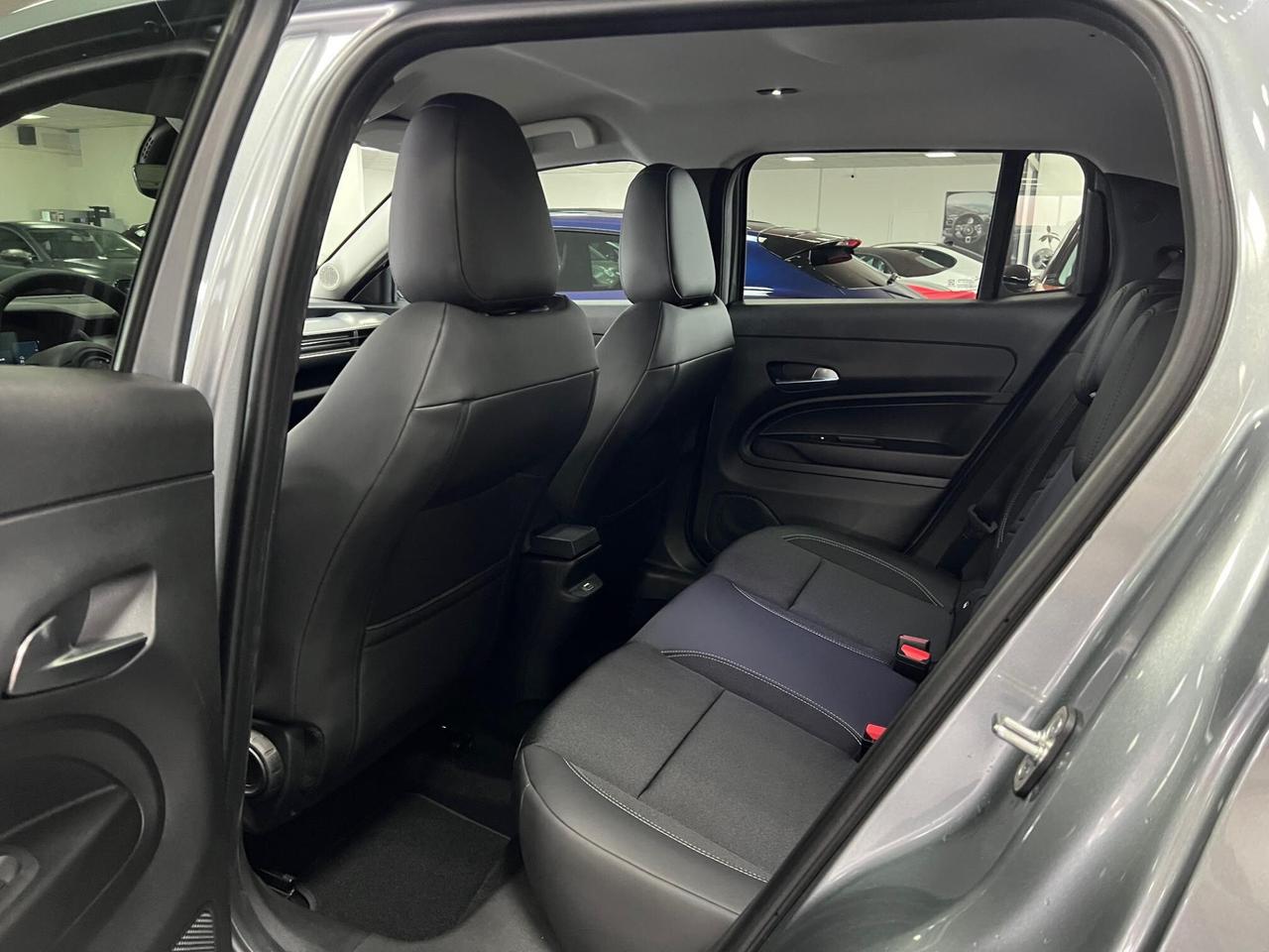 Jeep Avenger Summit fwd 156cv auto