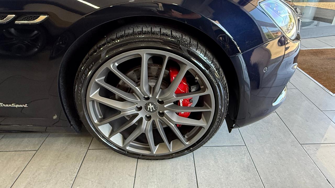 Maserati Ghibli V6 Diesel 275 CV Gransport RESTYLING