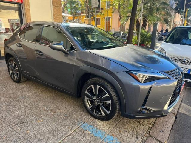 Lexus UX 2.0 Executive 4wd cvt