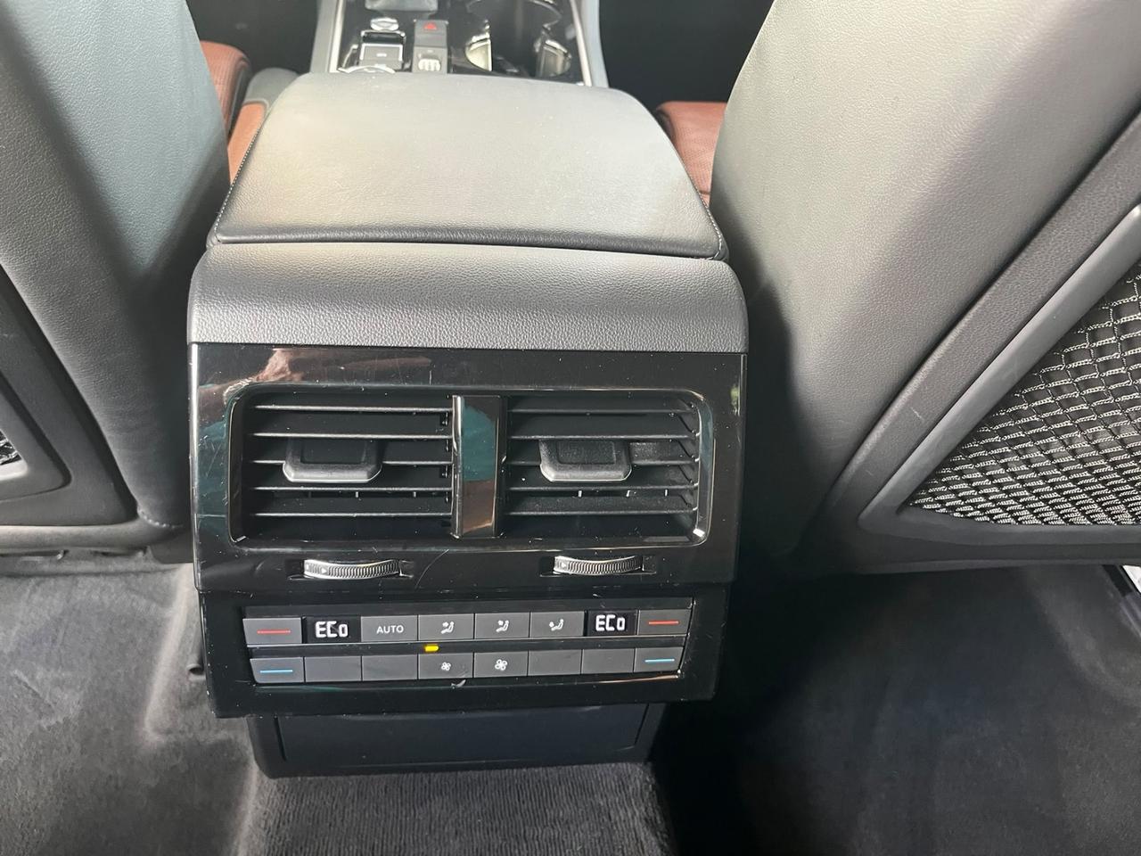 Volkswagen Touareg 3.0 V6 TDI SCR Advanced