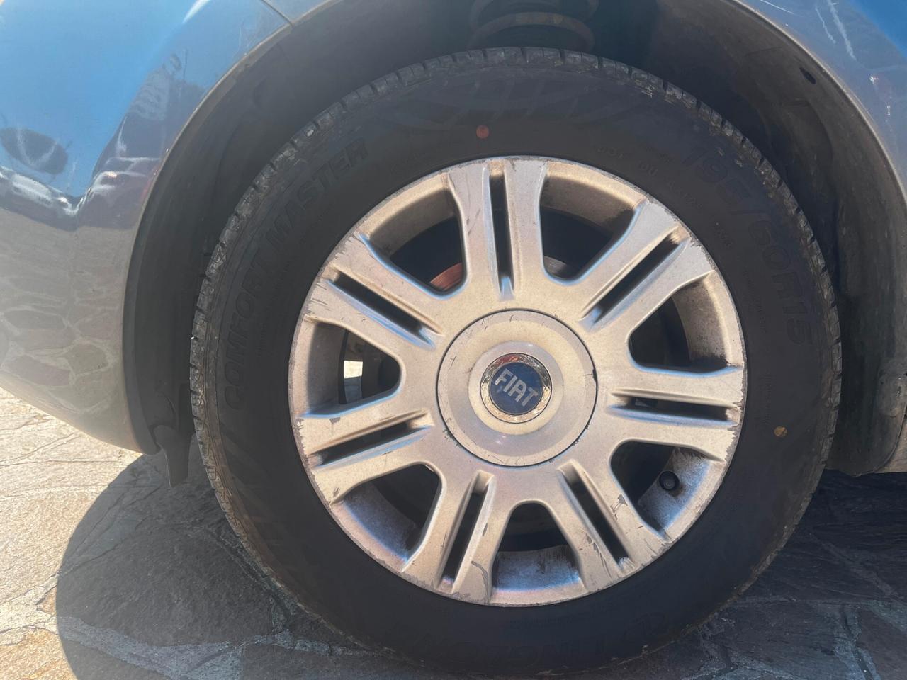 Fiat Idea 1.4 16V Active