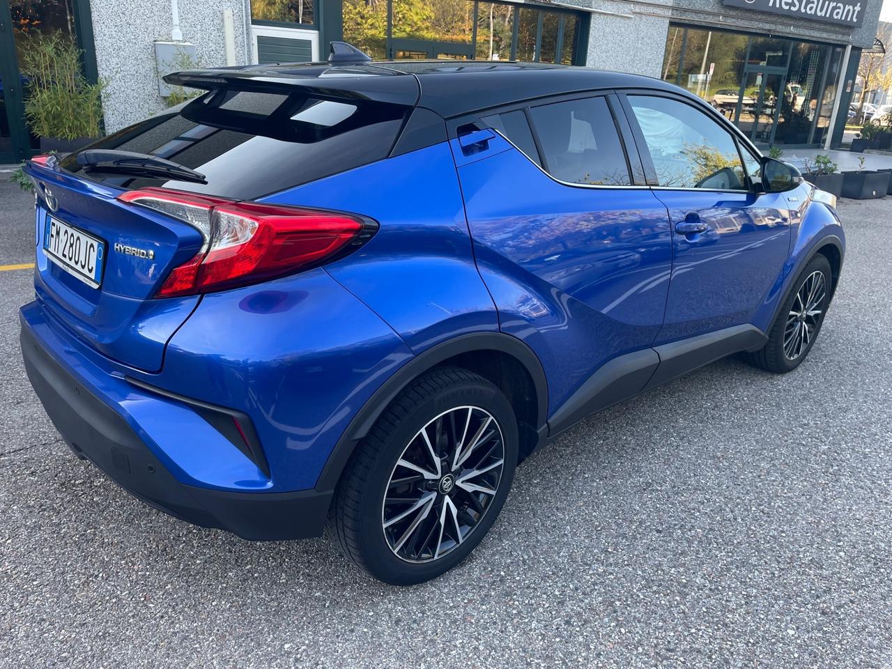 Toyota C-HR 1.8 Hybrid*Automatik*Naopatentati*Solo 50000km