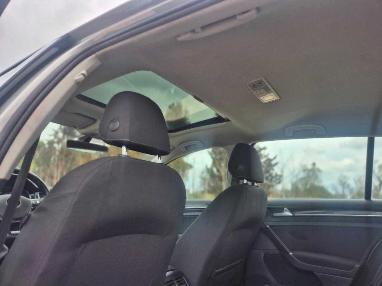 Volkswagen Golf 1.6 TDI 115 CV R-LINE GARANZIA 12 MESI