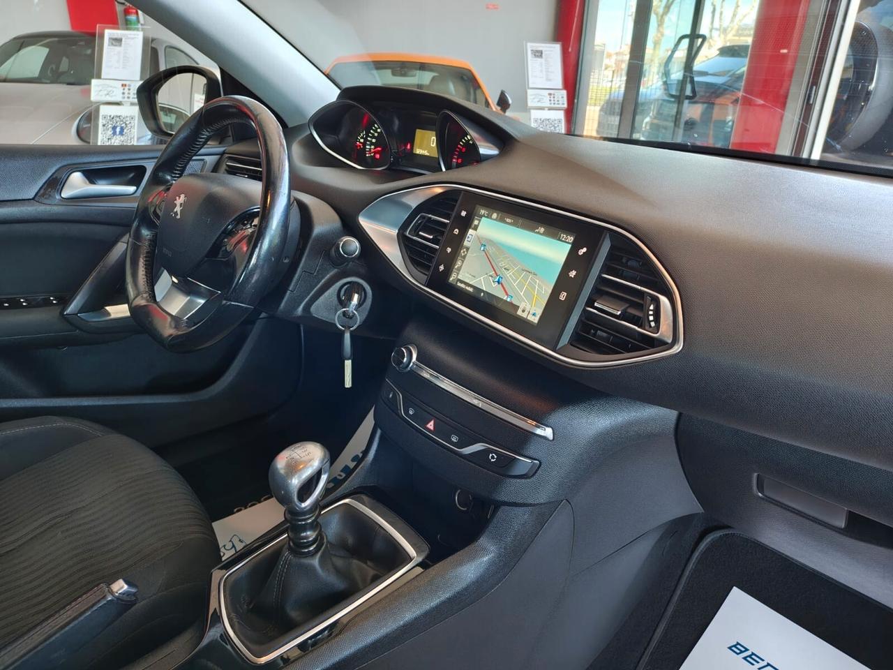 Peugeot 308 BlueHDi 120 S&S Business