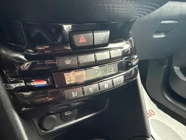 Peugeot 2008 BlueHDi 100 S&S Allure