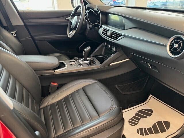 Alfa Romeo Stelvio 2.0 Turbo 280 CV AT8 Q4 Ti