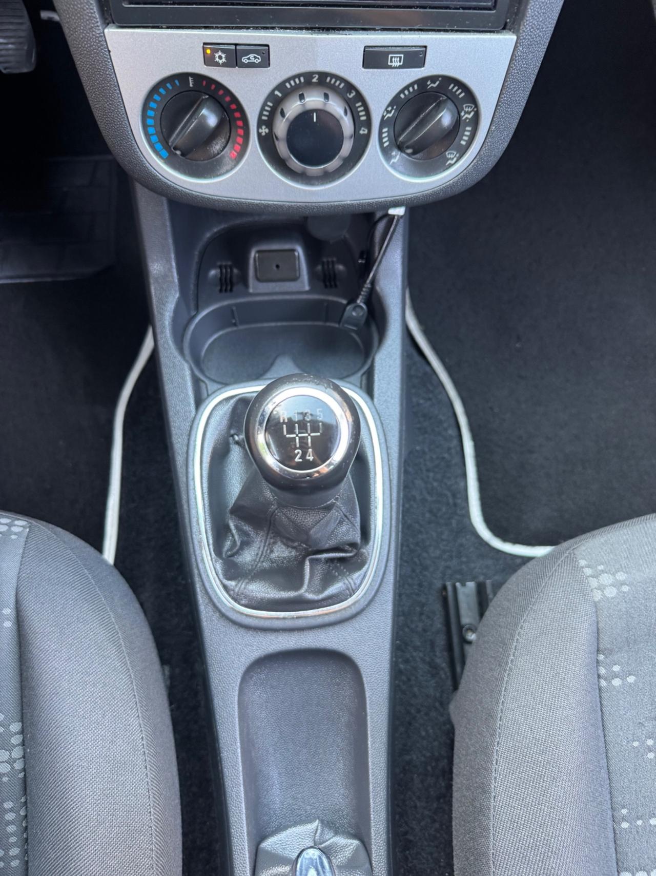 Opel Corsa Benzina e Gpl idonea ai Neopatentati