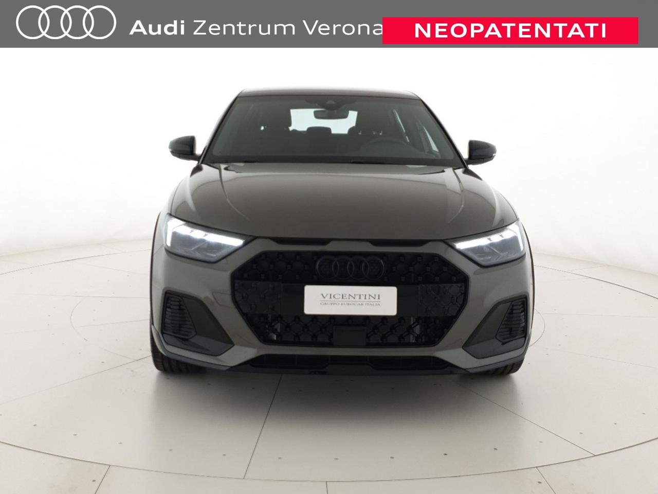 Allstreet 30TFSI 116CV S tronic Identity Contrast