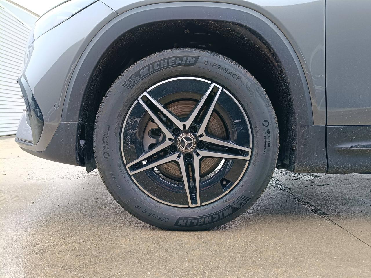 Mercedes-Benz EQB 250+