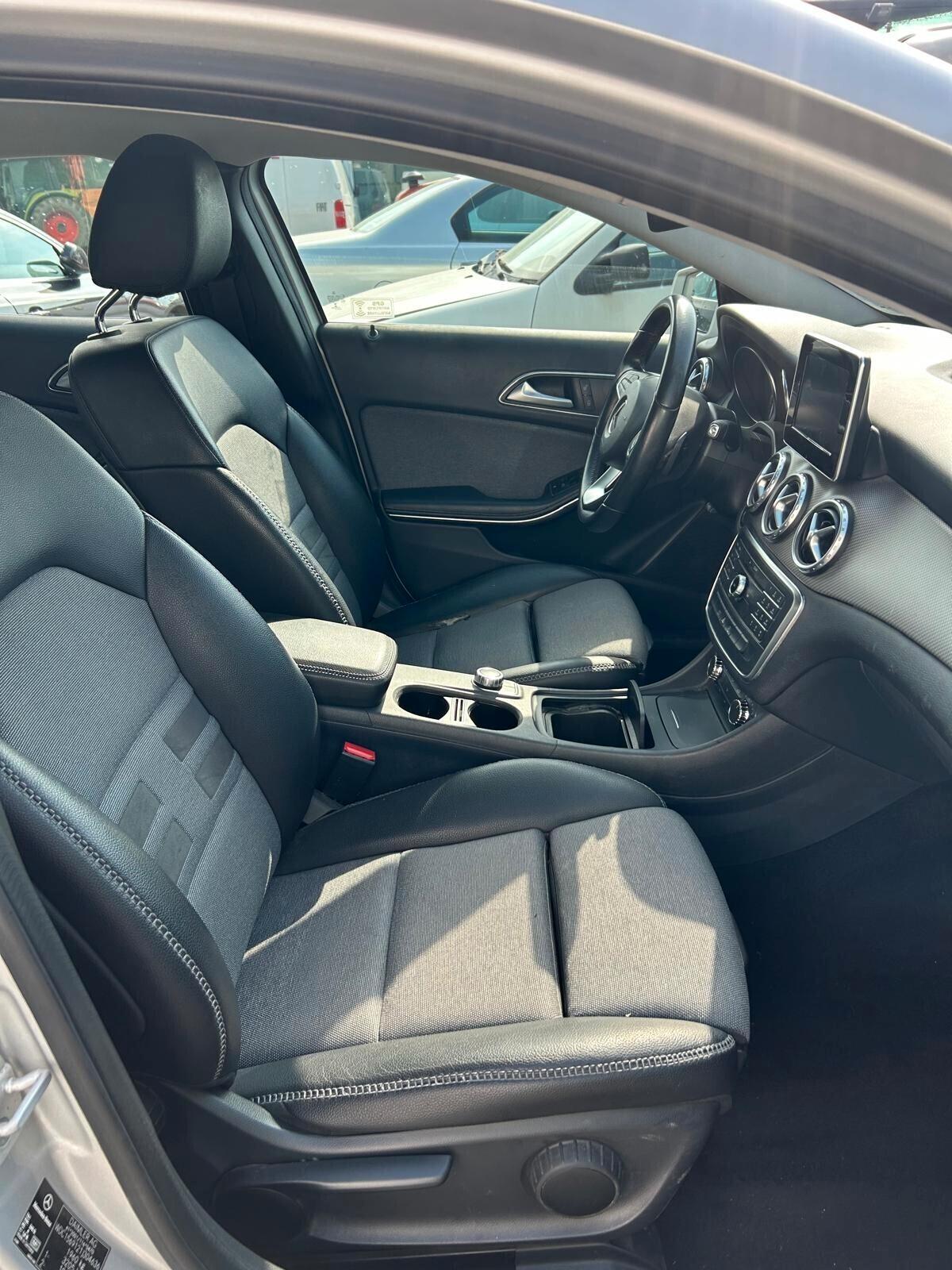 Mercedes-benz GLA 180 d Automatic Executive OK NEOPATENTATI