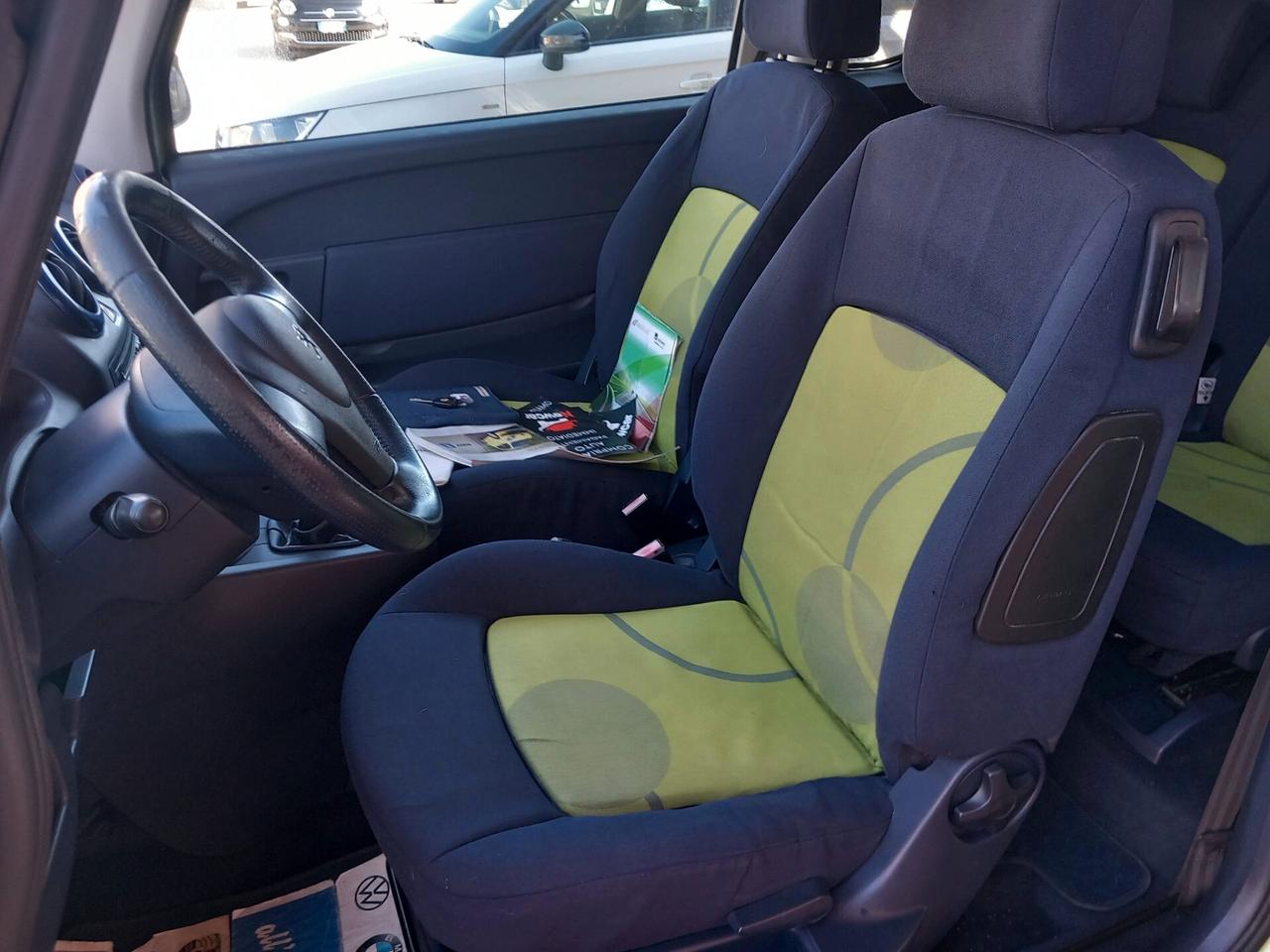 Peugeot 1007 1.4 HDi Sporty perfetta utilitaria consumi bassissimi nessun lavoro da fare VERO AFFARE