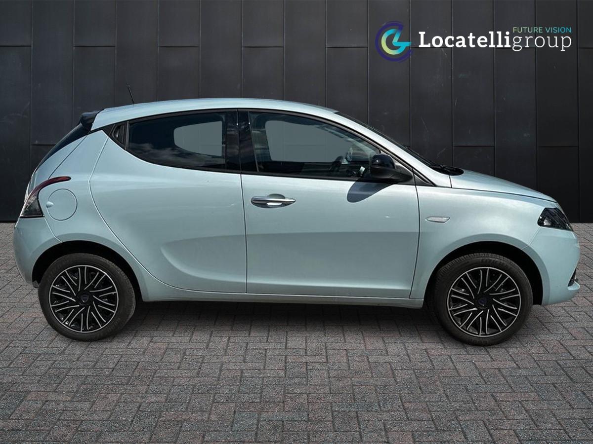 LANCIA Ypsilon III 2021 - Ypsilon 1.0 firefly hybrid Gold s&s 70cv
