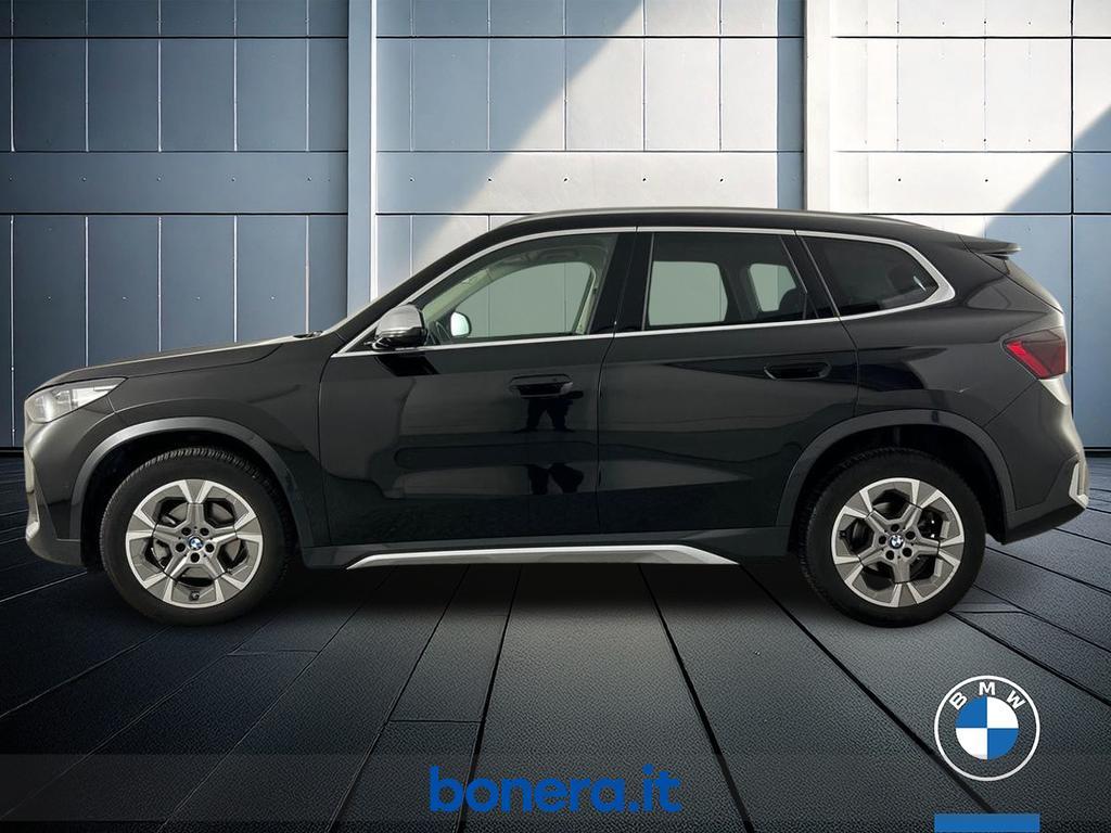 BMW X1 18 d X-Line Edition Essence sDrive DCT