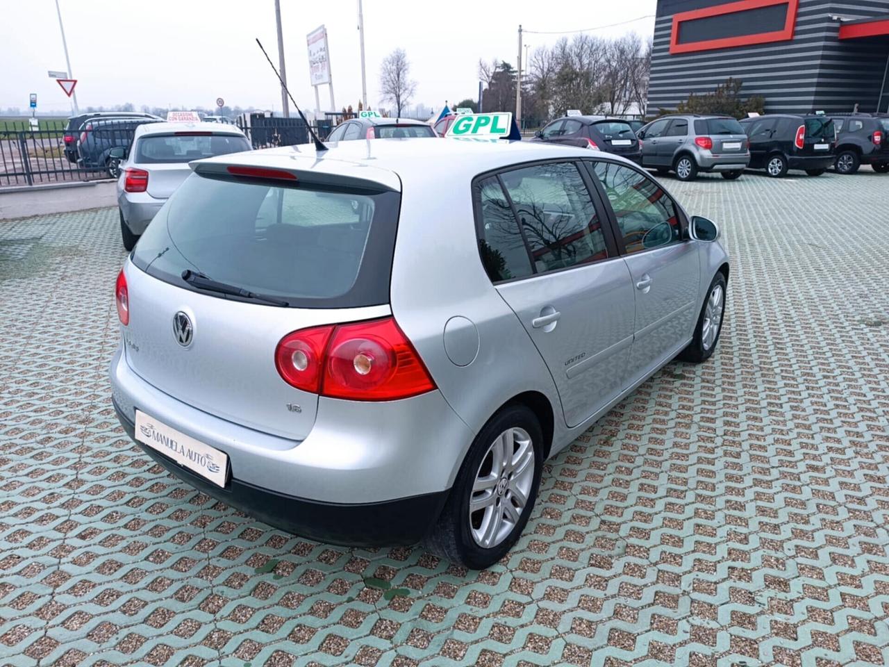 Volkswagen Golf 5 1.6 GPL 5p.