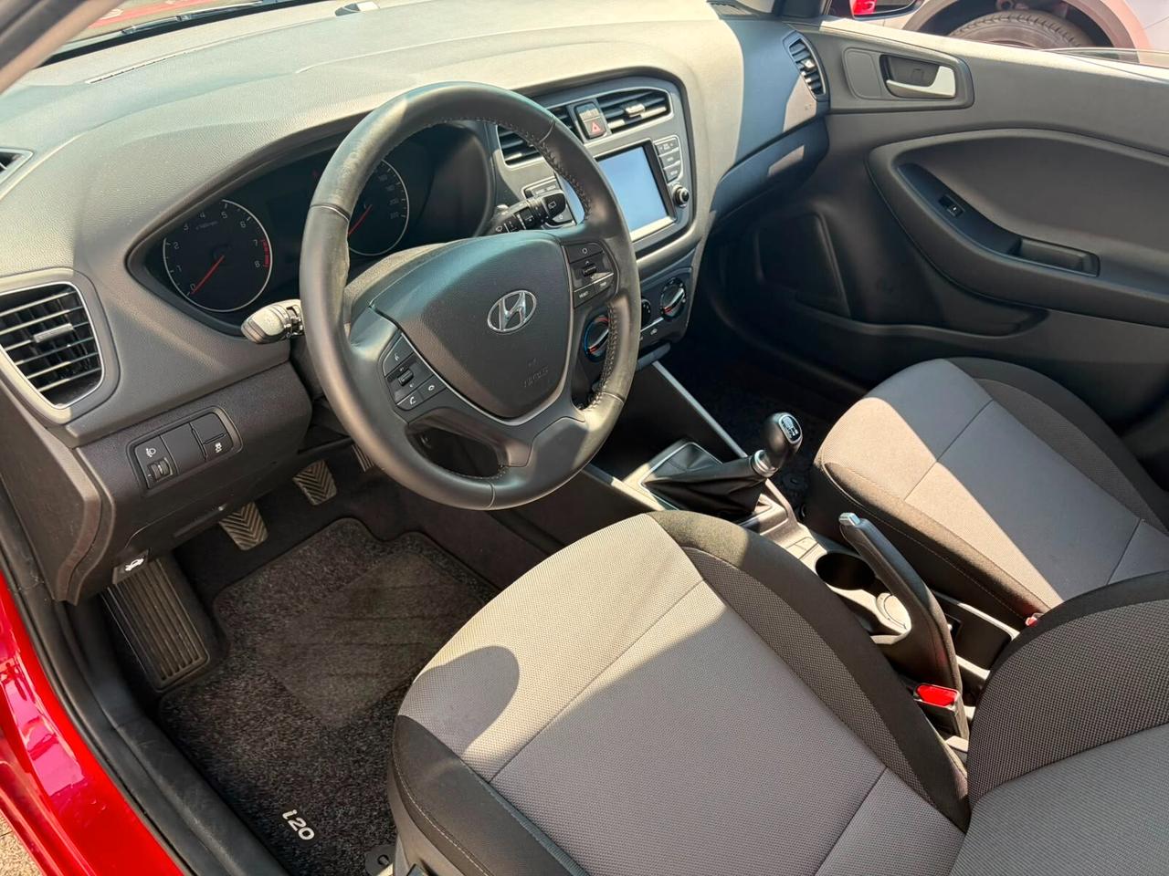 Hyundai i20 1.2 5 porte Connectline*EURO6*NEOPATENTATI