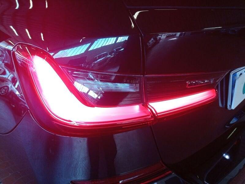BMW Serie 3 320d Touring mhev 48V xdrive Msport auto