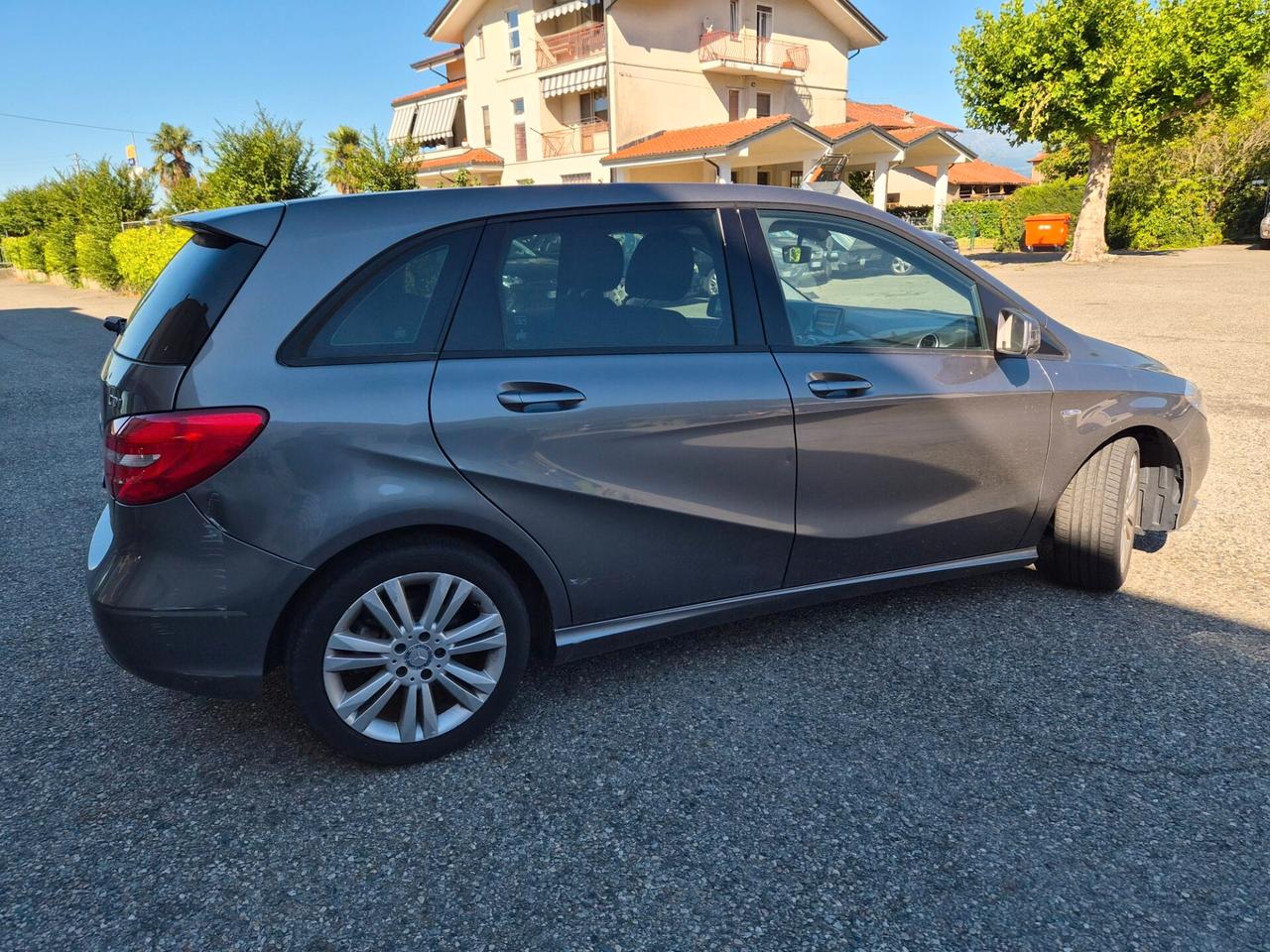 Mercedes-benz B 180 Advanced