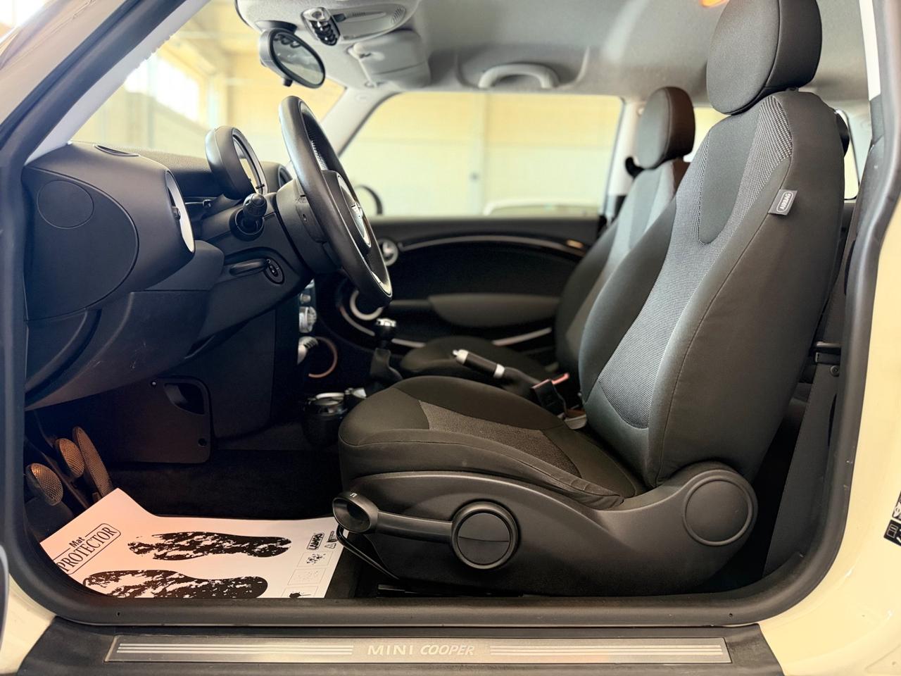 Mini 1.6 16V Cooper D NEOPATENTATI