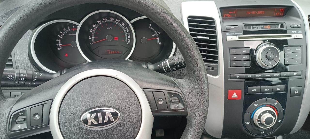 Kia Venga 1.4 CVVT Cool