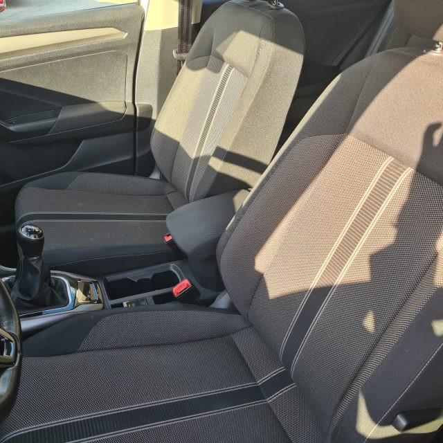 VOLKSWAGEN T-Roc 1.6 TDI SCR Business BlueMotion Technology