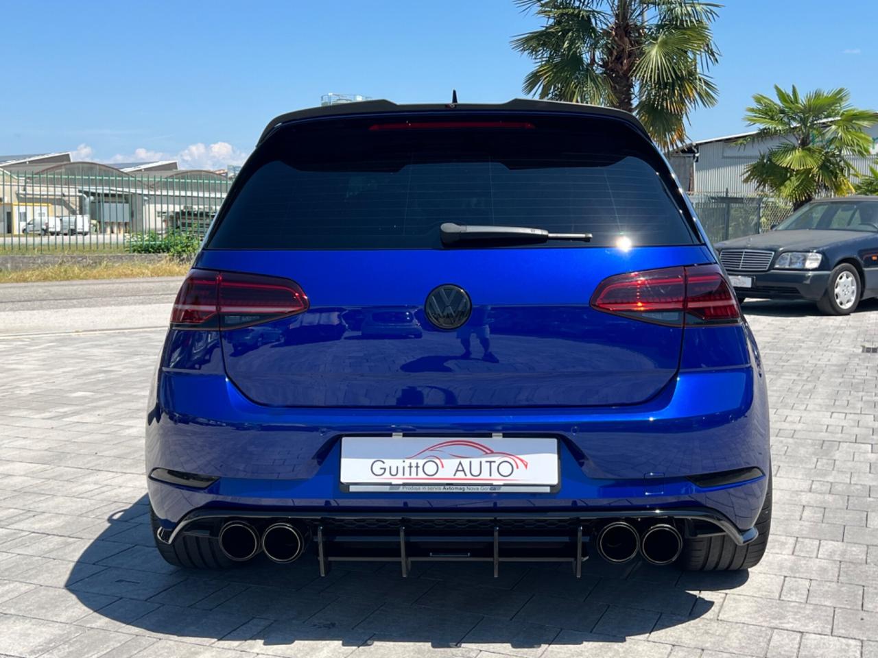 Volkswagen Golf R 380CV