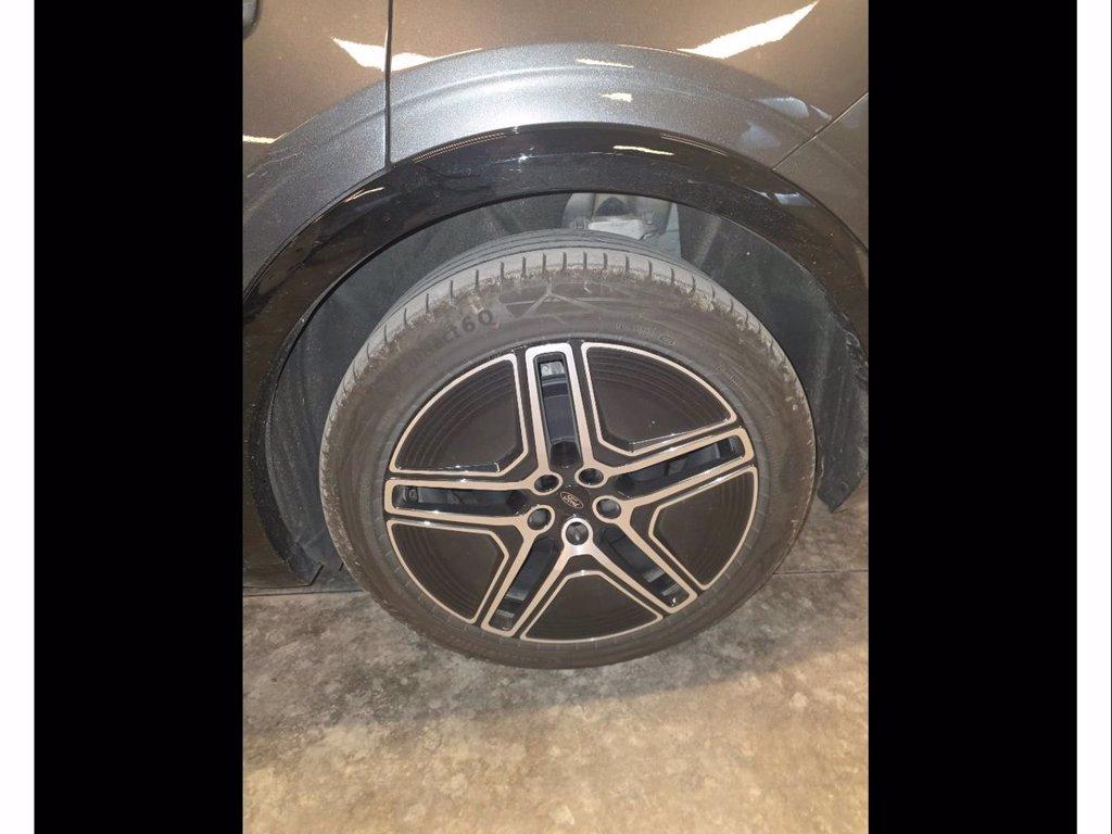 FORD Capri 77kwh extended range premium rwd del 2025