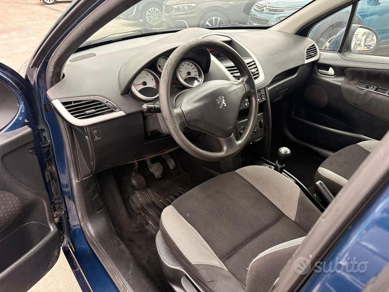 Peugeot 207 1.4 HDi 70CV 5p. XT