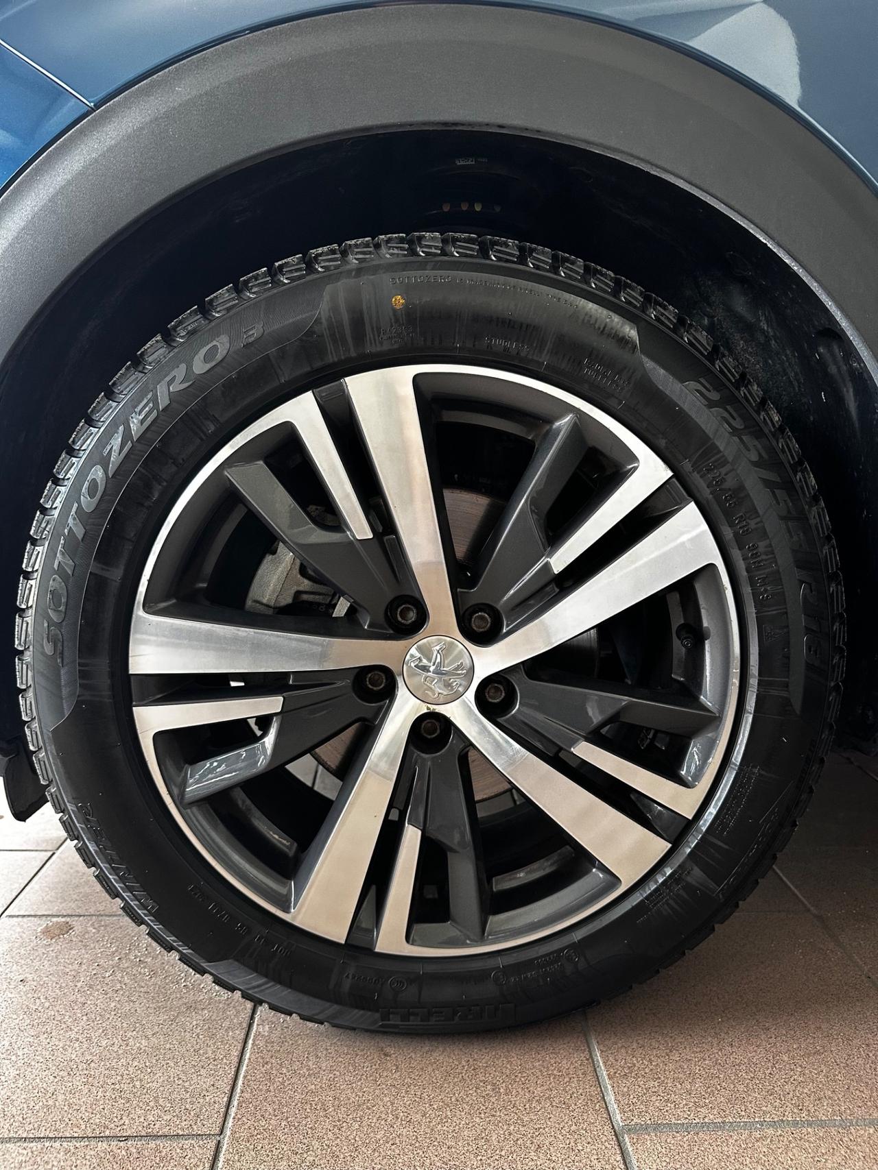 Peugeot 3008 BlueHDi 130 S&S EAT8 Allure Pack