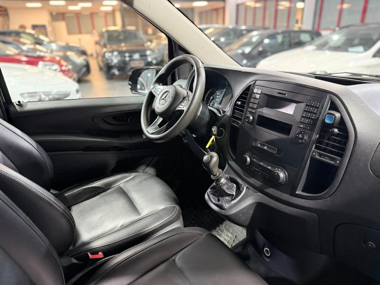 Mercedes Vito Tourer 114 Extralong 9 posti 2015