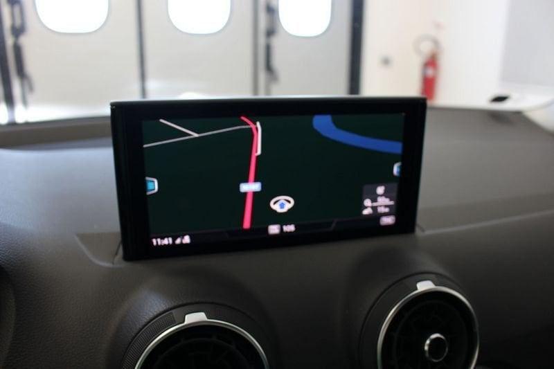 Audi Q2 30 TDI S tronic Business