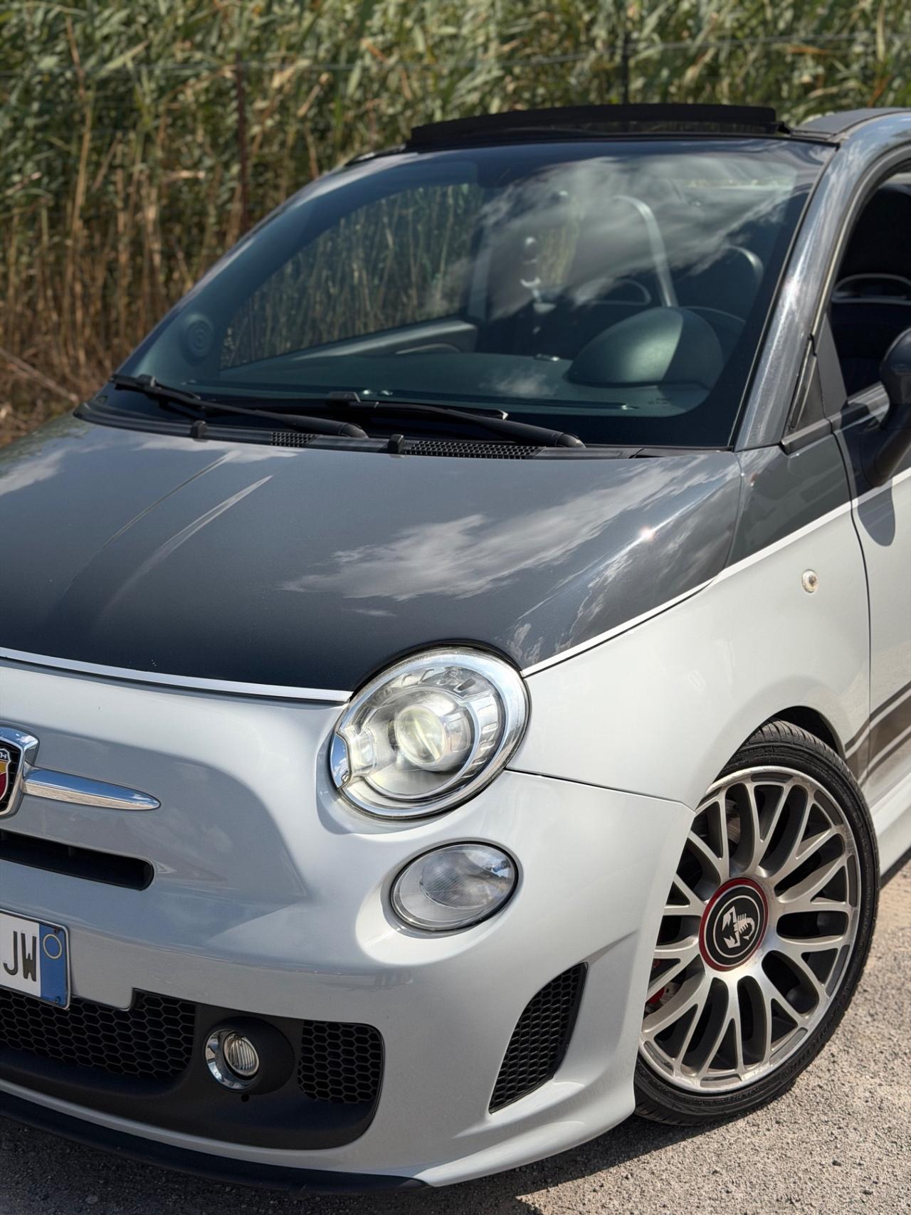 Abarth 500 C 1.4 Turbo T-Jet MTA Bicolore