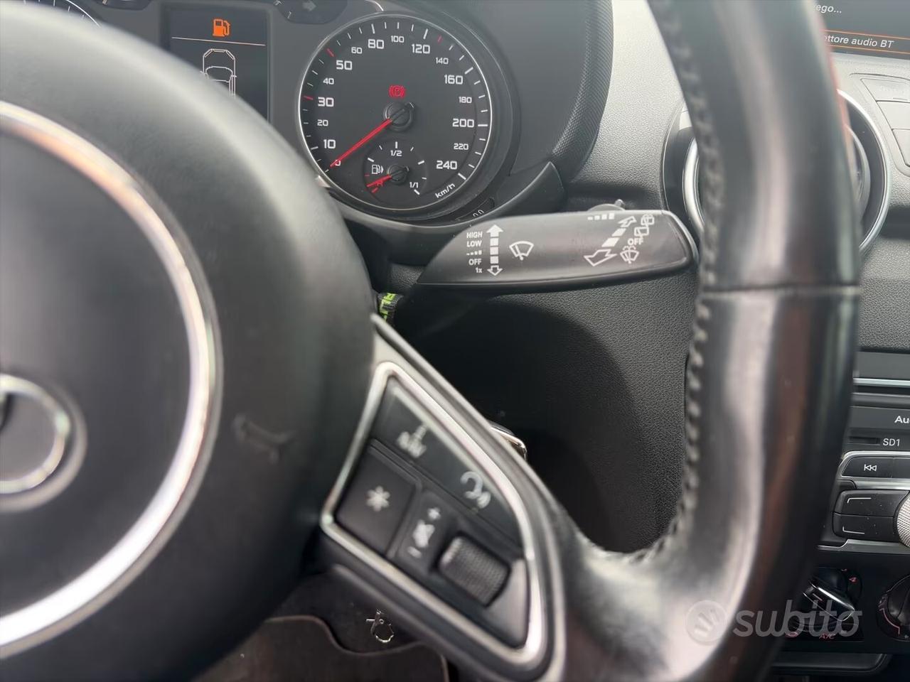 Audi A1 1.6 TDI 116 CV S-Line FARI Led