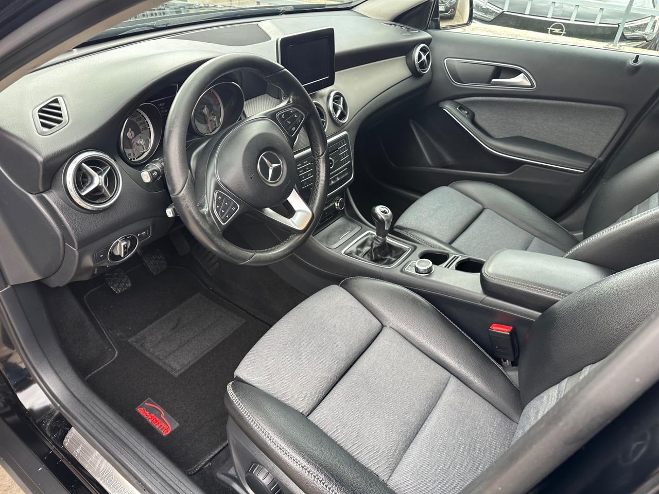 Mercedes-benz GLA 180 d Business