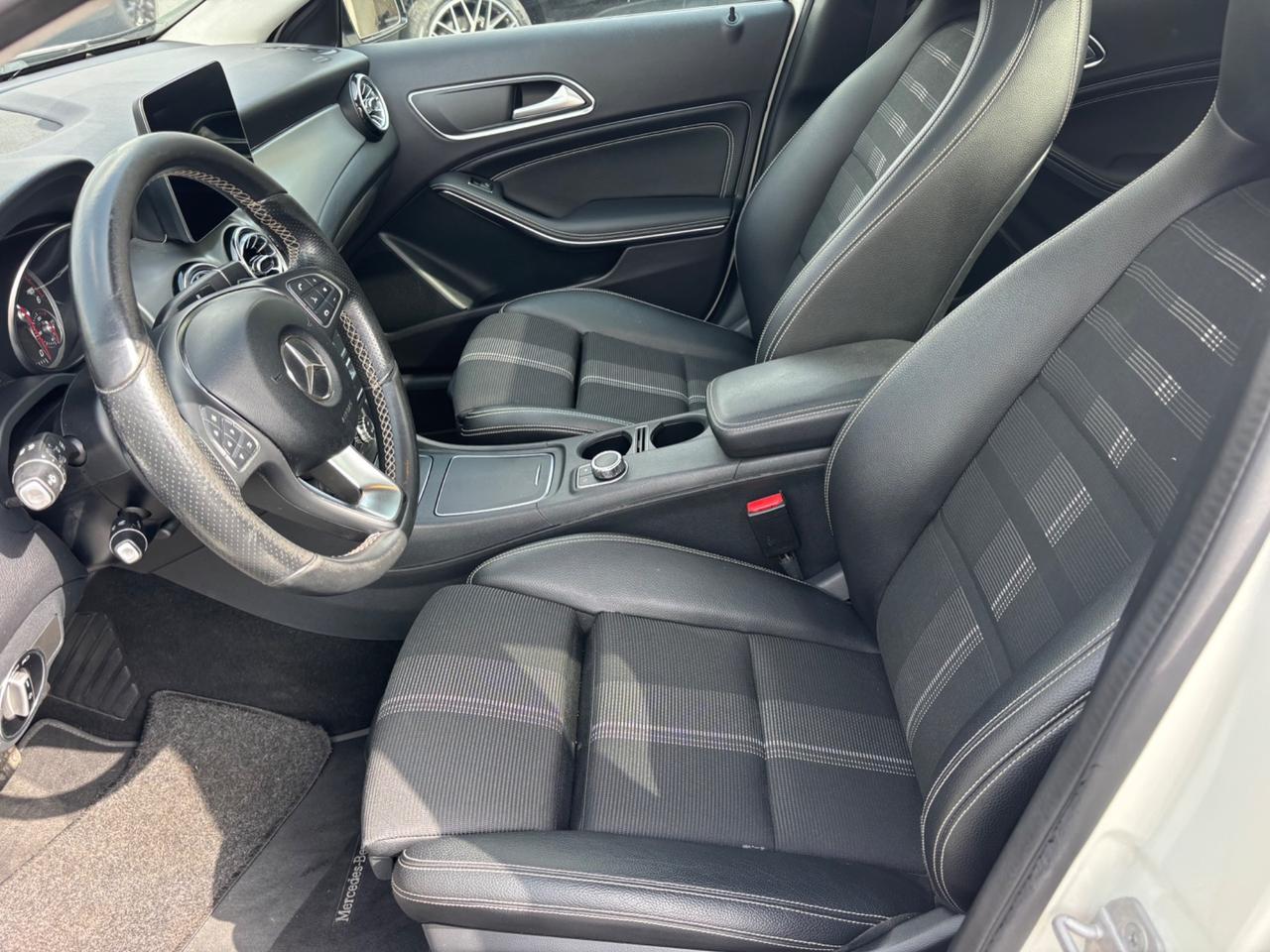 Mercedes-benz GLA 200 d Automatic Sport