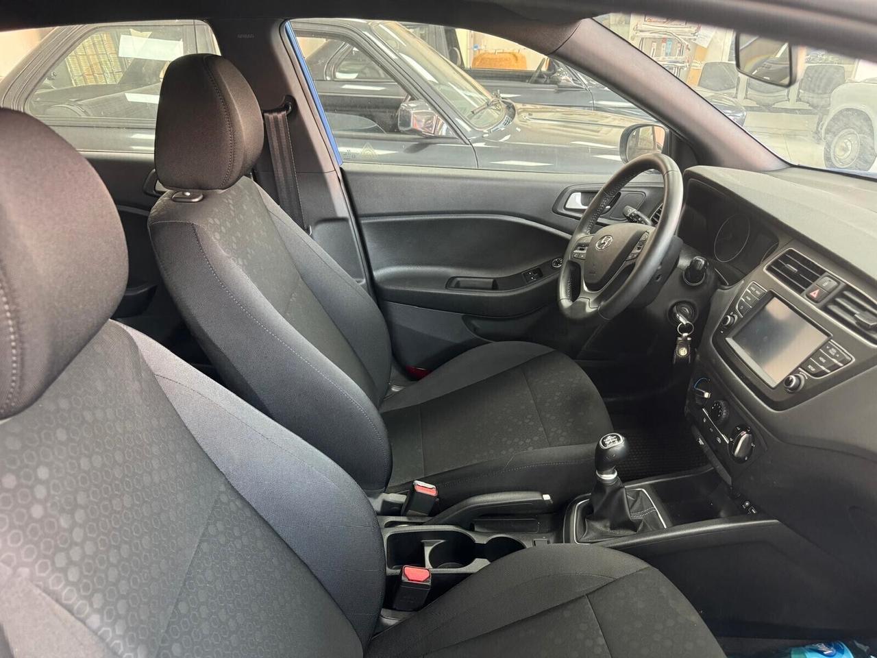 Hyundai i20 1.2 5 porte Econext Connectline - Danneggiata