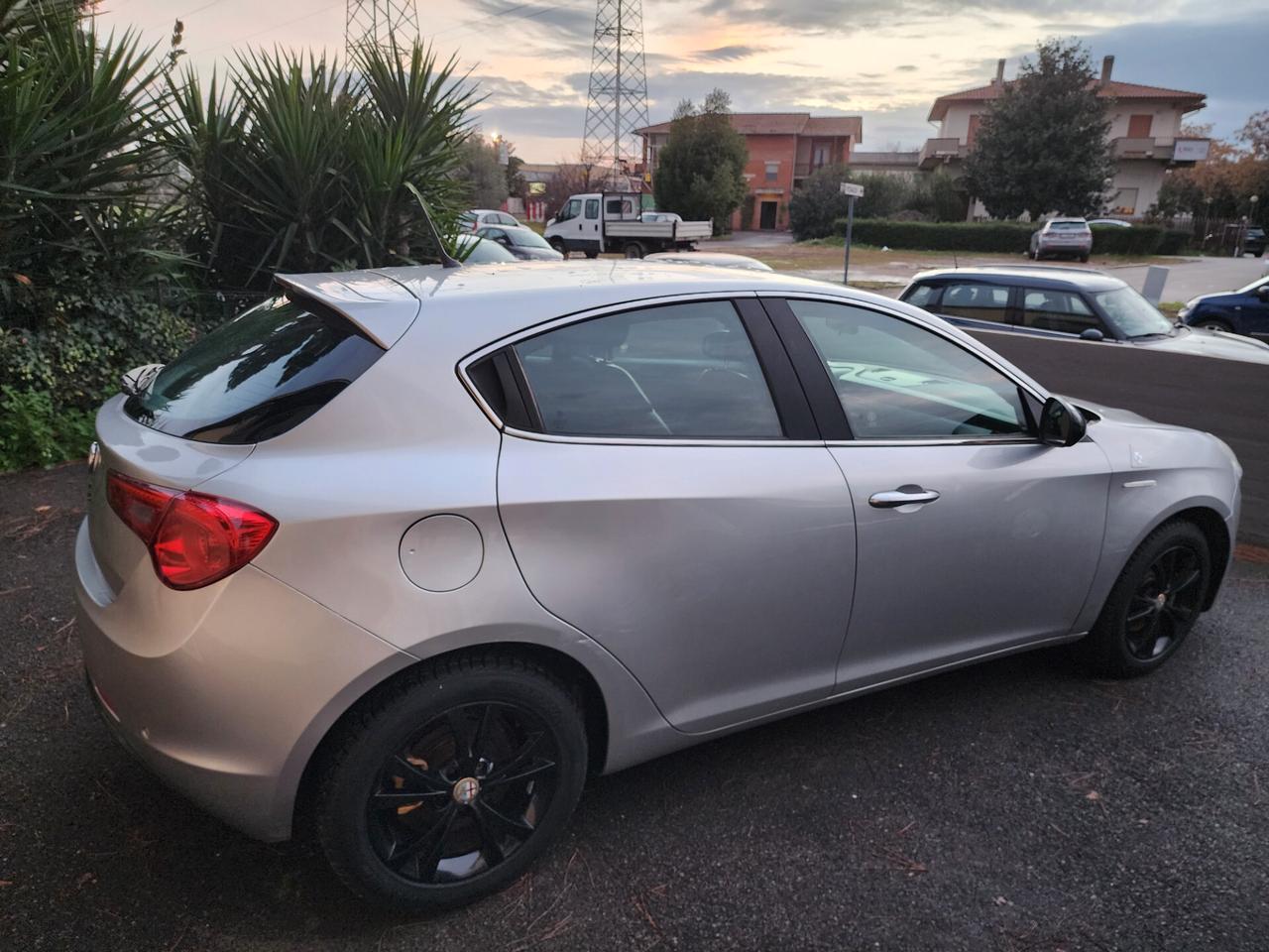 Alfa Romeo Giulietta 1.6 JTDm-2 105 CV Exclusive