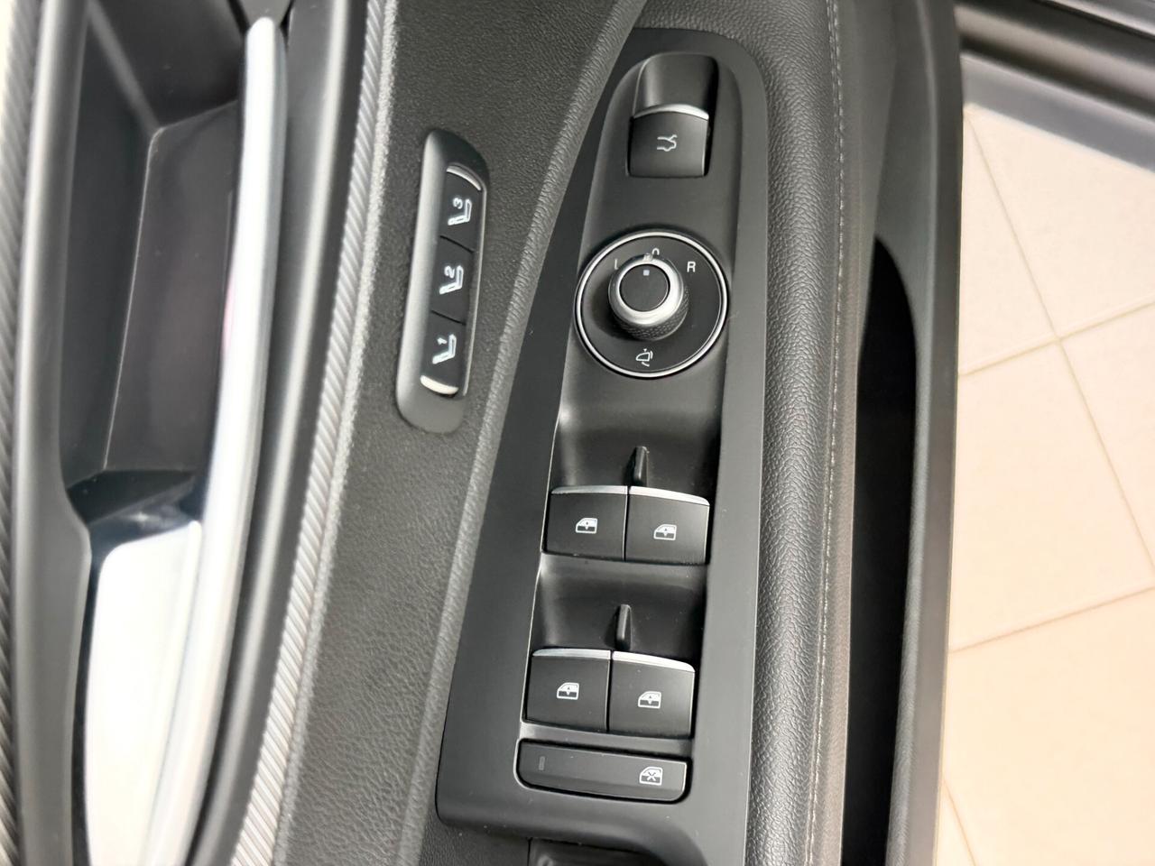 Alfa Romeo Stelvio 2.2 TD SEDILI SPORTIVI VELOCE AT8 Q4 KIT DISTRIBUZIONE ESEGUITO E VOLANTE RISCALDATI MEMORIE