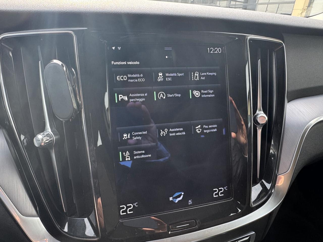 Volvo V60 B4 (Diesel/Hybrid) Momentum Business