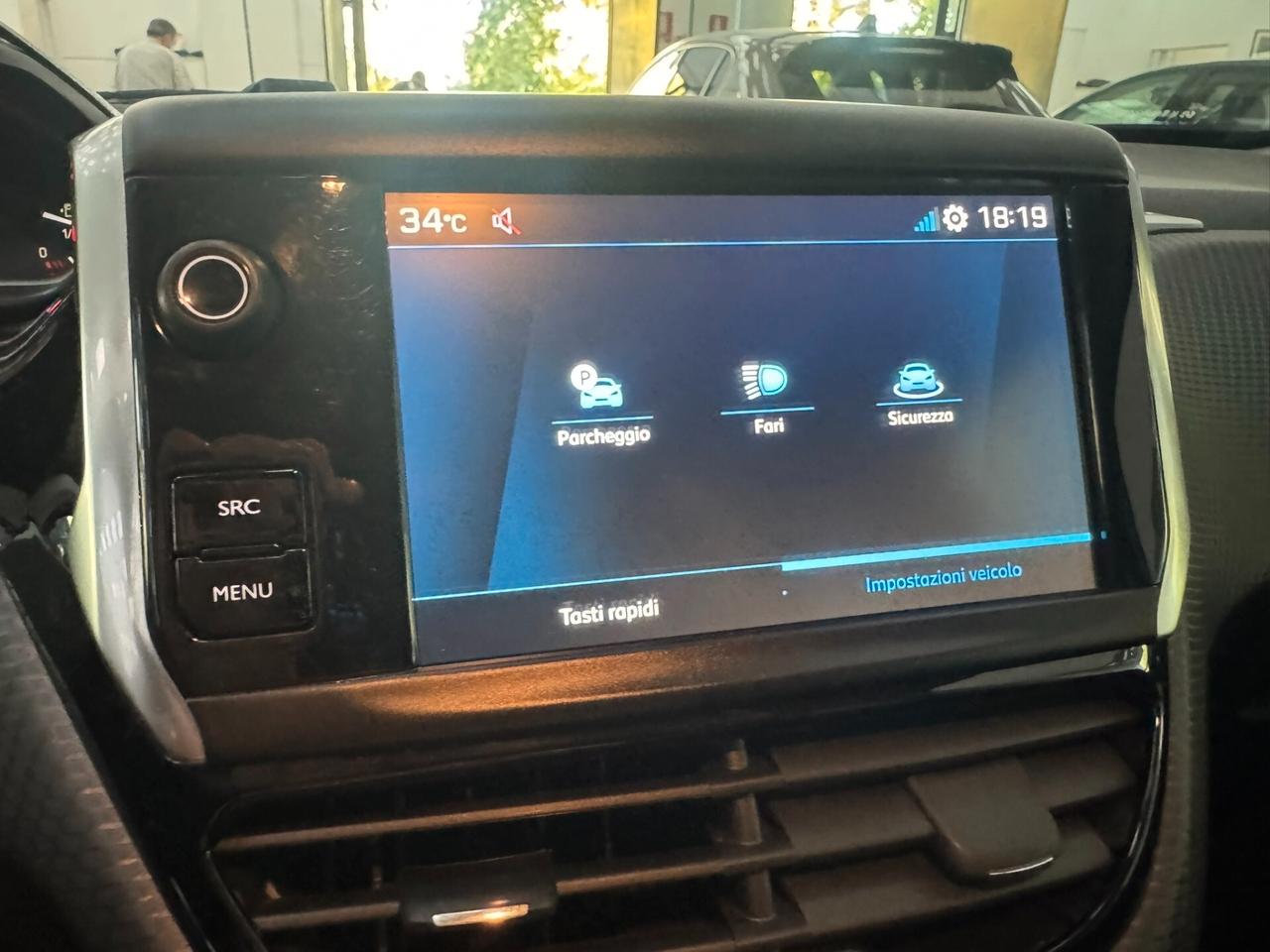 Peugeot 208 PureTech 82 Stop&Start 5 porte Allure - EDIZIONE LIMITATA: SIGNATURE