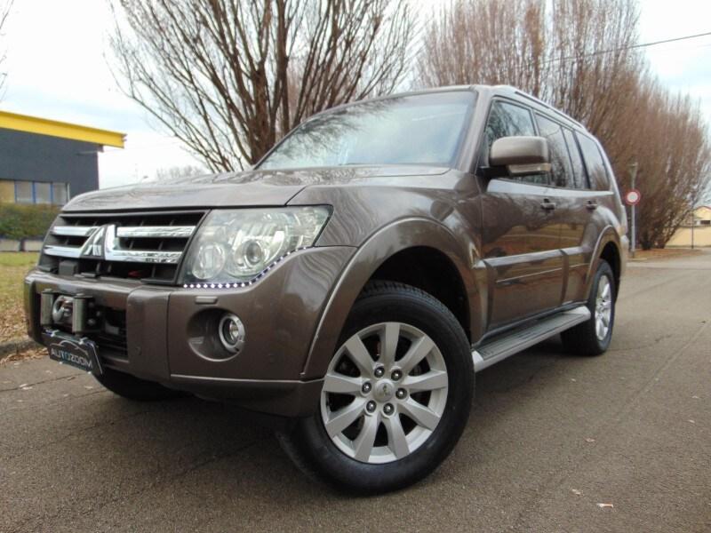 MITSUBISHI Pajero (2006-2009) Pajero 3.2 DI-D 1...