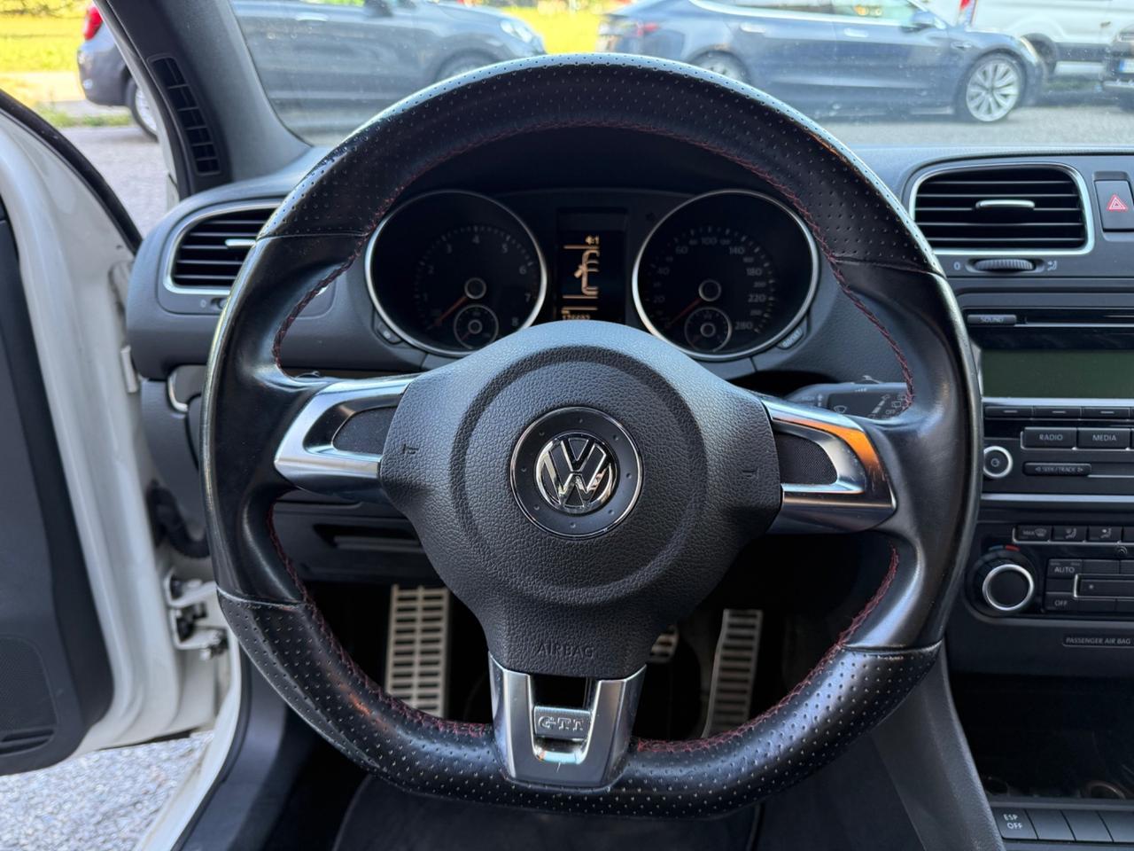 Volkswagen Golf GTI 2.0 TSI 3p.