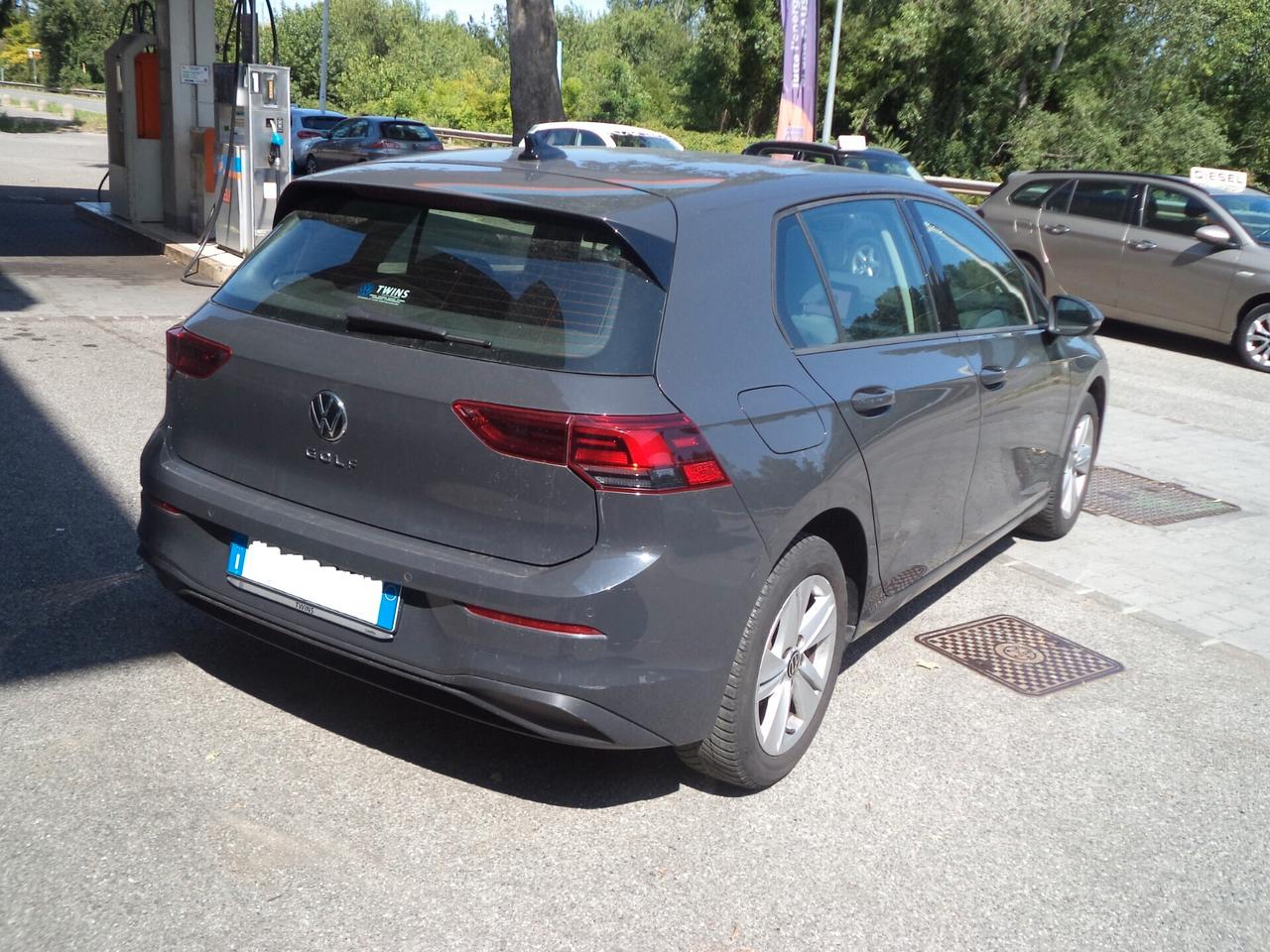 Volkswagen Golf 8 1.0 TSI EVO Life OK NEOPATENTATI